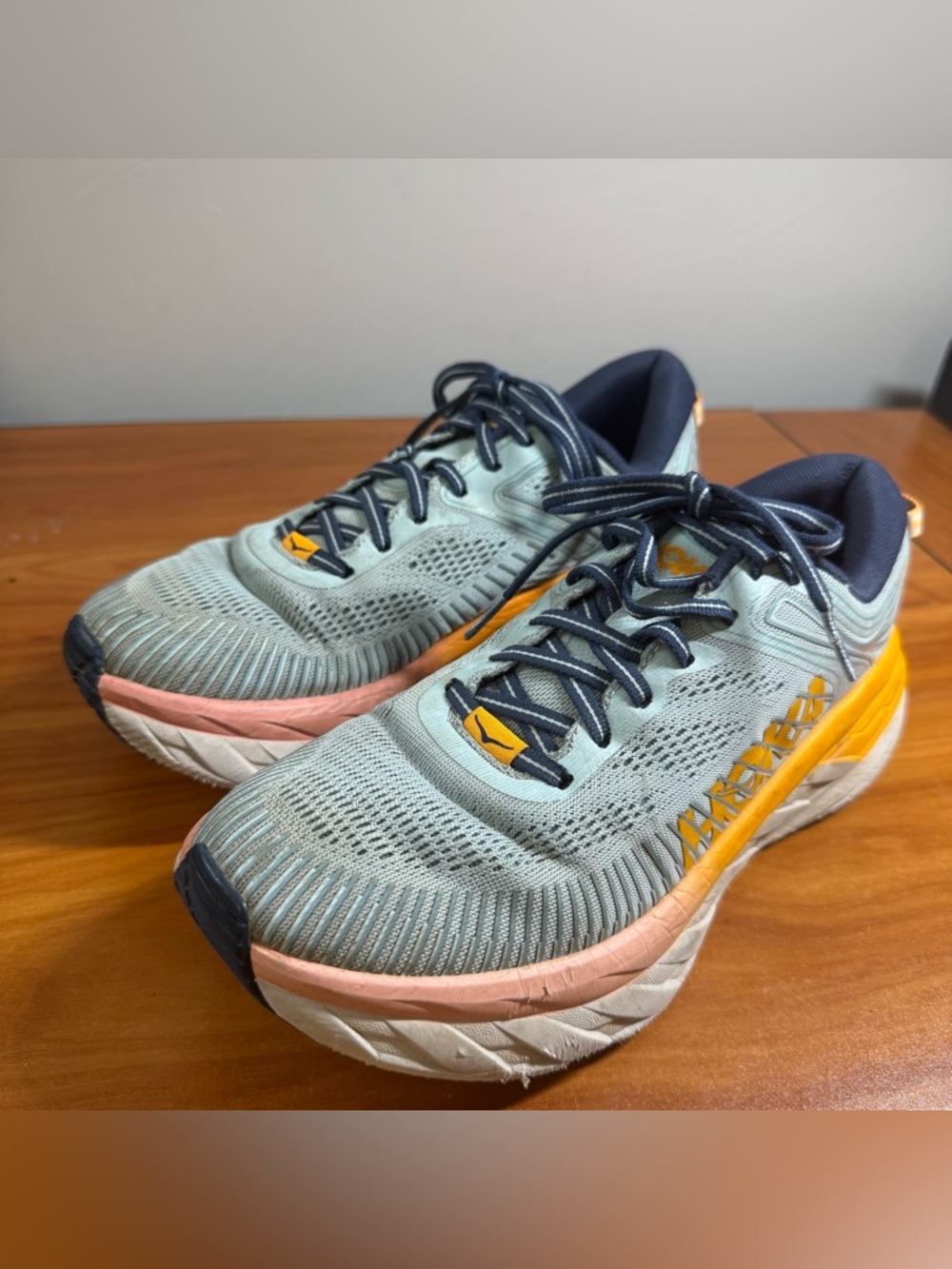 Hoka Women’s Bondi 7 Teal Orange Pink Running  Workout Shoe Sneakers 8.5‎